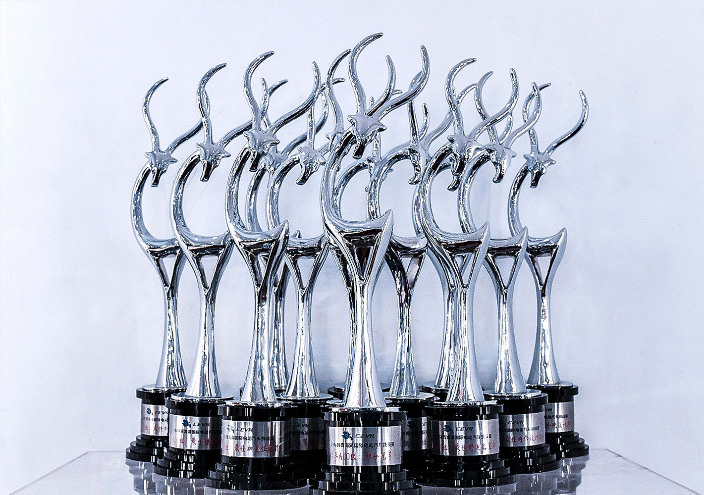 第六屆環青海湖（國際）電動汽車挑戰賽，眾泰E200 Pro、眾泰Z500EV Pro榮獲13項大獎